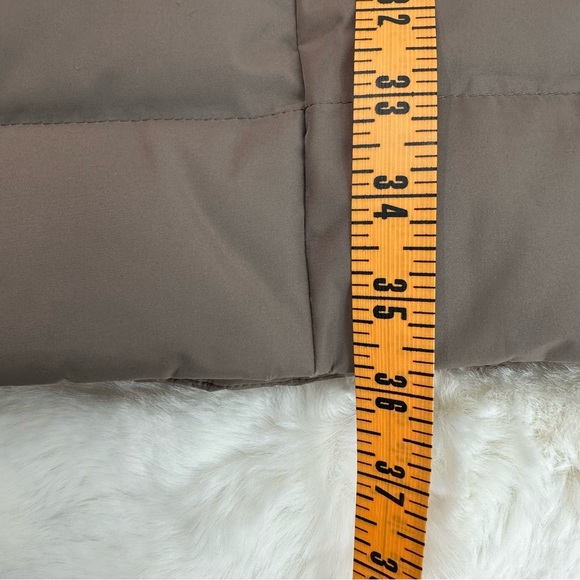 Women’s Lands End  Full Zip Hooded Quilted Puffer Coat Size: Xs color Brown - Picture 10 of 13